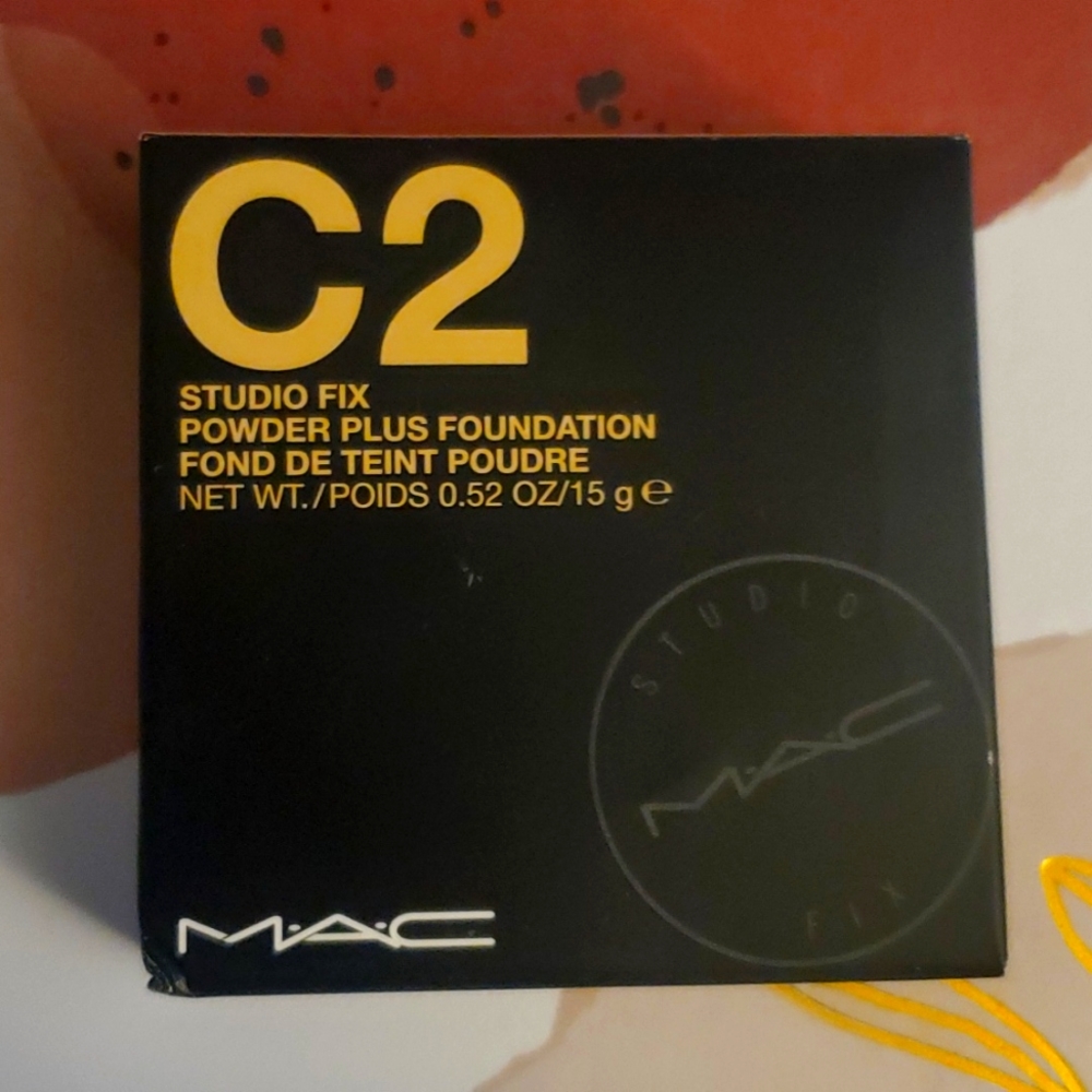 Mac cosmetics studio fix powder plus foundation